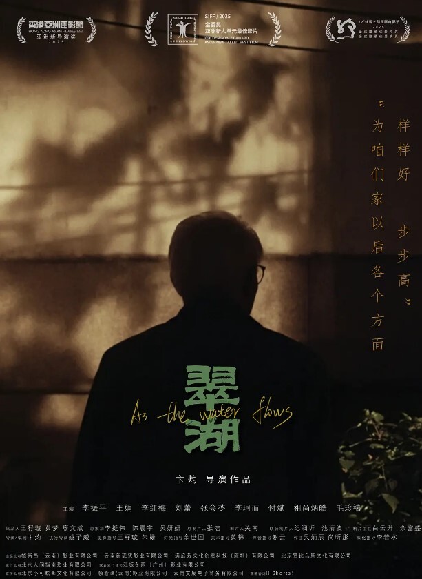 真心话大冒险系列老哥夜店大山带回来的大四女生聊天细节满满中间给女生亲脚背让女神体验女王的感觉立马沦陷对白有趣妹子长相没有美颜的加持下也是够看 - 无码影片库